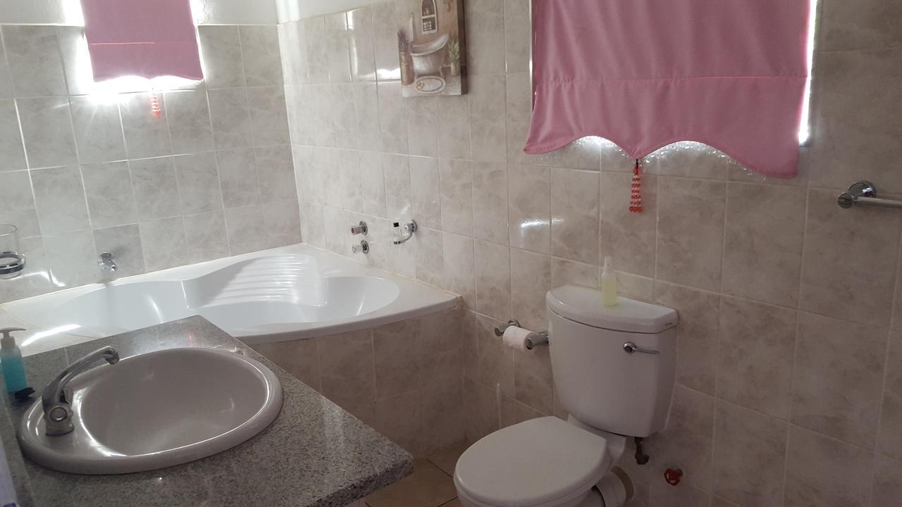 Sondela Bed & Breakfast 알리왈 노스 외부 사진